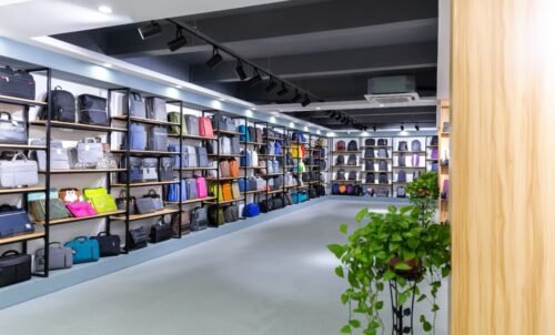 Baigouledao backpack showroom displaying wholesale and custom bag styles